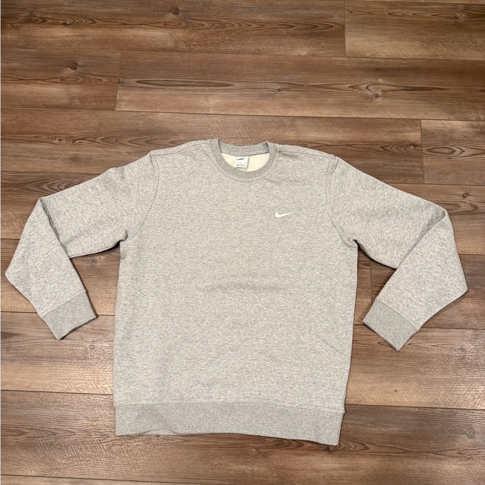 Nike Gray Crewneck Sweatshirt Size L – Like New Fleece Pullover